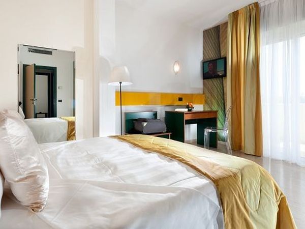 Astoria Suite Hotel**** - foto 13879.jpg