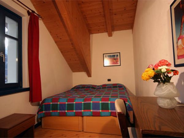 Casa Cola - foto 15125.jpg