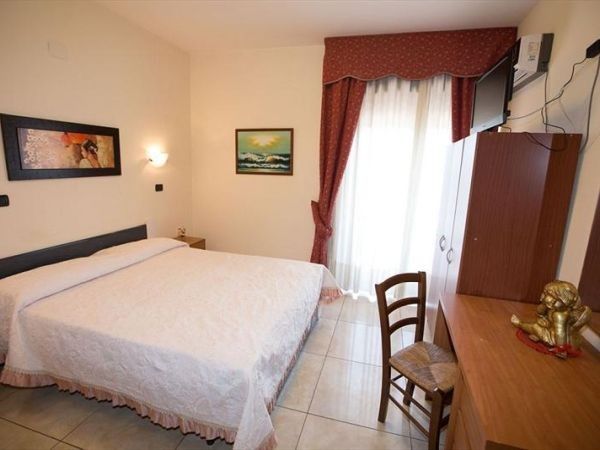 Hotel De Rosa - foto 23716.jpg