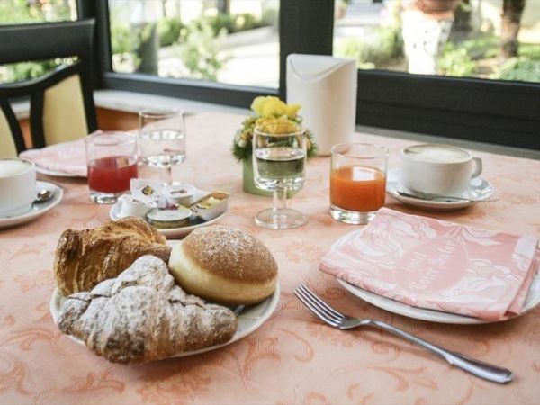 Hotel Ester Safer - foto 25774.jpg