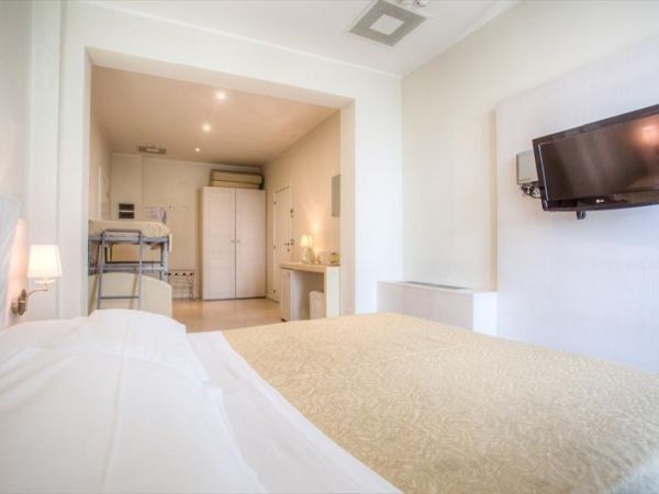 Ferretti Beach Hotel - foto 29506.jpg