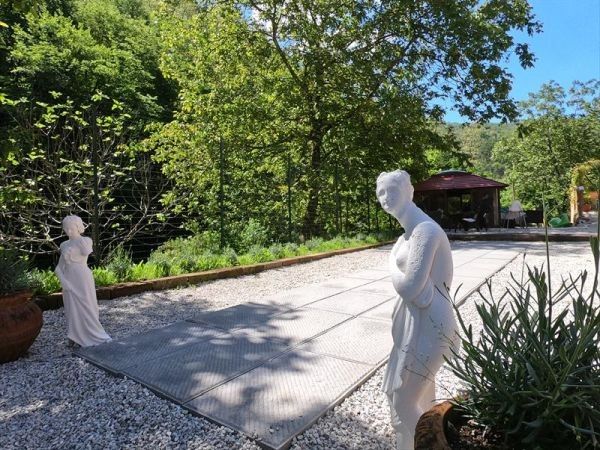 La Valle dei Castagni - foto 32236.jpg