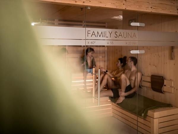 Family Hotel Alpenhof - foto 36215.jpg