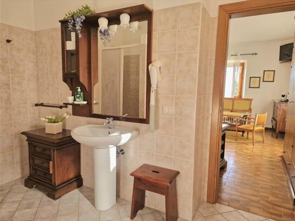 Azienda Agraria le Burgne - foto 36259.jpg