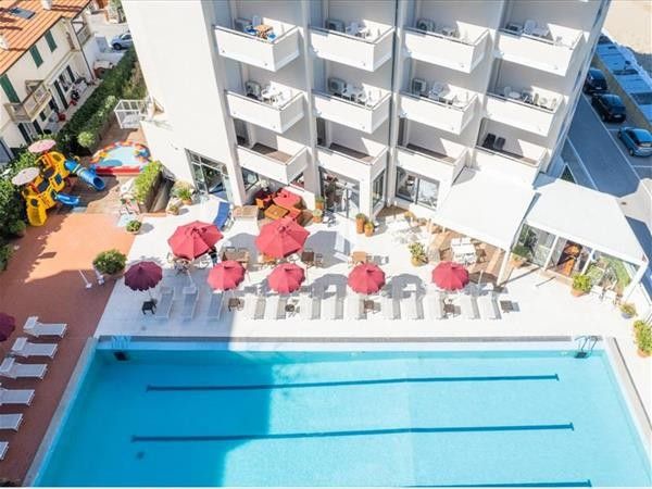 Unahotels Hotel Imperial Sport - foto 36787.jpg