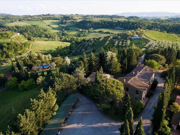 Il Poggio farmhouse