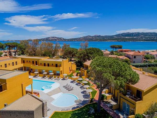 Blu Hôtel Laconia Village