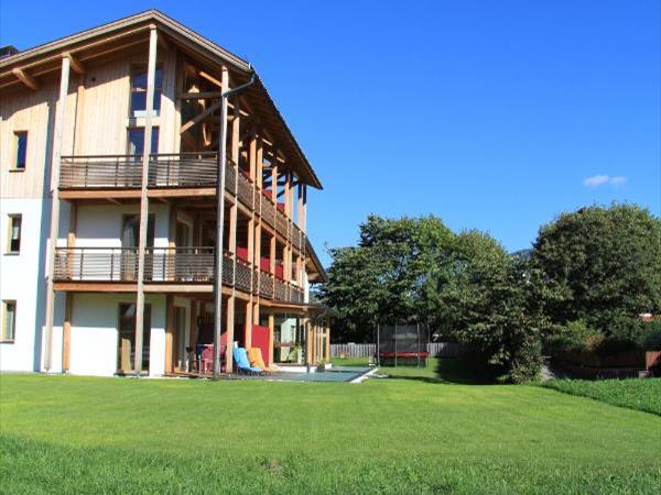 Garni - Hotel Am Burghuegel