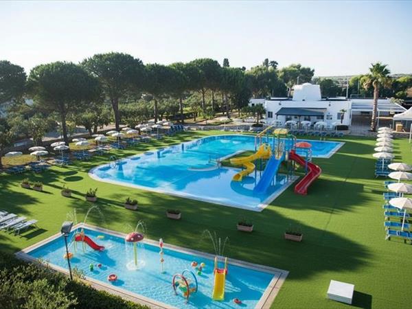 Color Dolmen Family Village