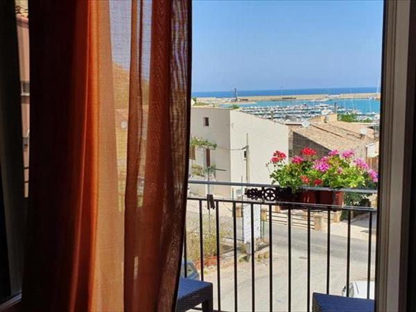 Cerri Hotel